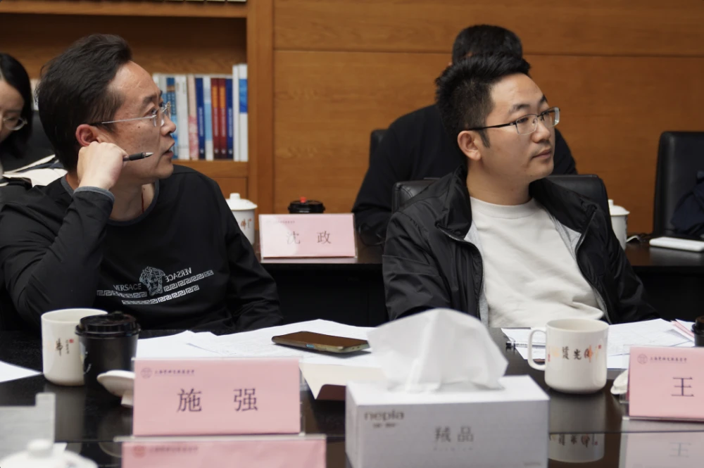 创业 点亮青春梦想，引领商业向