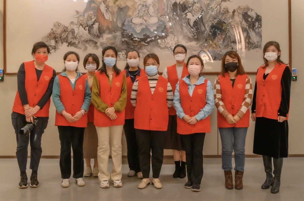 创业 点亮青春梦想，引领商业向