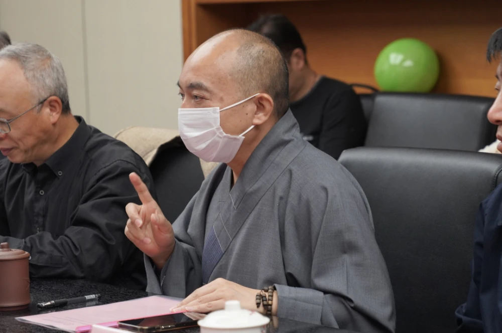 创业 点亮青春梦想，引领商业向